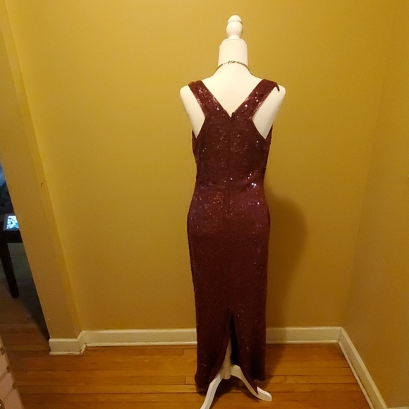 Dress - Picture 2 of 3